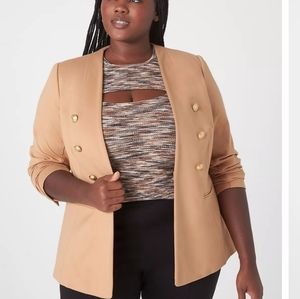 TAN BLAZER WITH GOLD BUTTONS